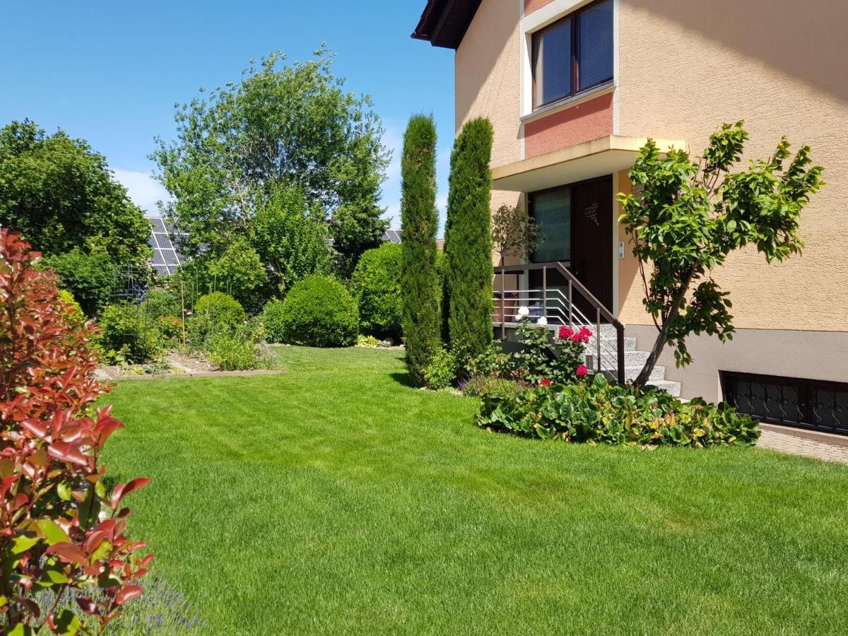 Ferienwohnung Feriendomizil Bergamini Bischoffingen Exterior foto